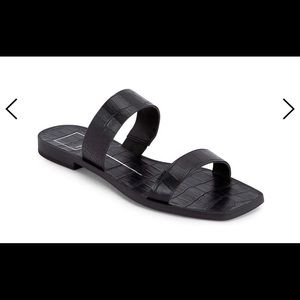 NWT Dolce Vita Snakeskin Sandals size 7